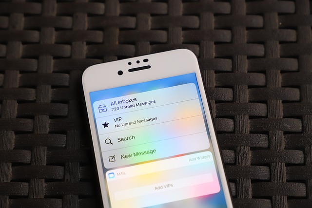 telefon email